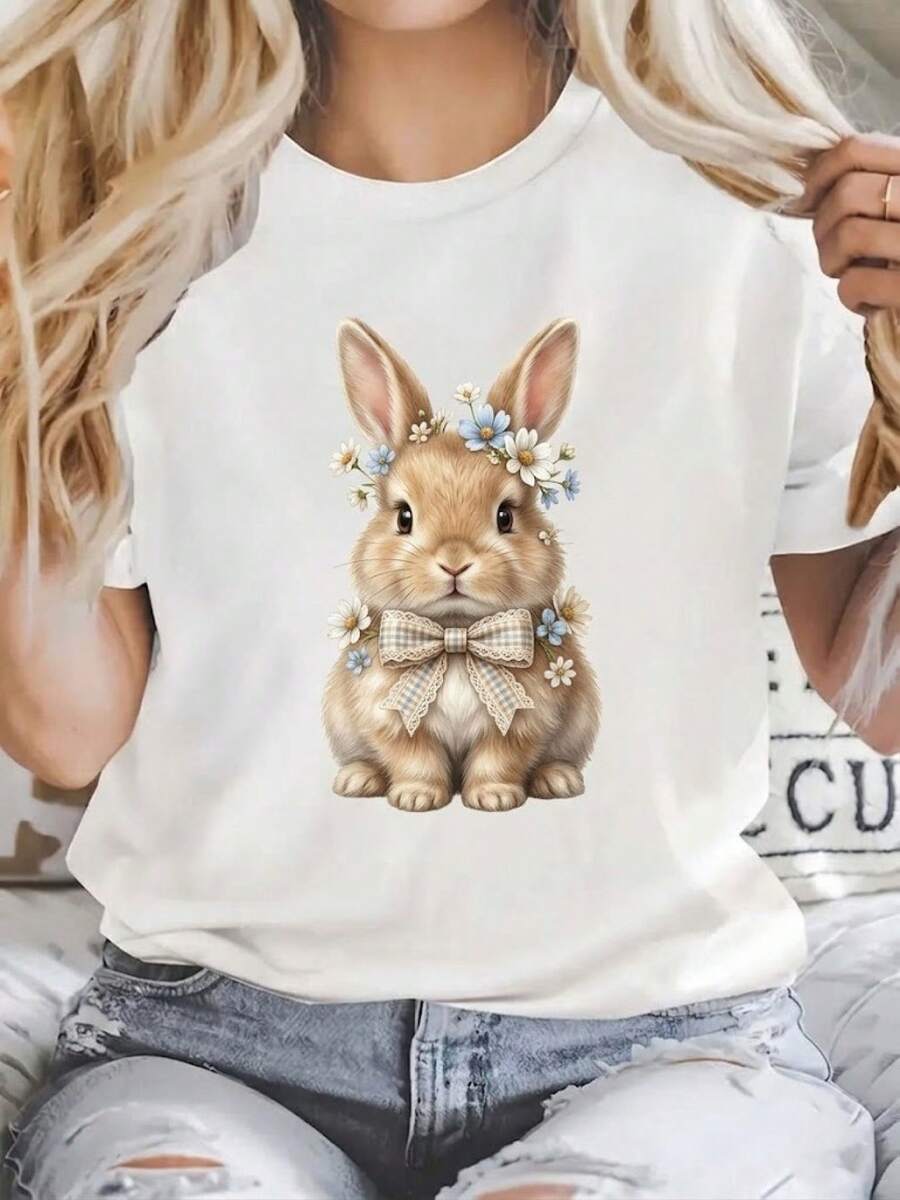 Camiseta de Mujer Cozy Comfy Lounge Easter con Estampado de Conejito, Corona de Flores y Lazo, Camiseta de Verano de Algodón Puro con Cuello Redondo, Top Casual de Manga Corta, Estilo Único para Uso Diario, Corte Holgado, Transpirable y Suave, Atuendo para Vacaciones, Regalo Perfecto para Ella, Ropa de Casa Suave y Relajada. - Blanco - Ver 1