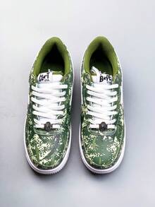 A BATHING APE Bape 休闲运动鞋，撞色星形标志亮面休闲鞋，男女款 - 綠色迷彩 - 查看 8