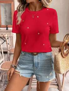Frenchy Camiseta casual de manga corta para uso diario con corazón bordado en hilo dorado para mujer, camiseta de verano para mujeres con atuendo de fiesta de té de algodón, parte superior bordada, camiseta de algodón para mujeres.Tops de verano - Rojo - Ver 3