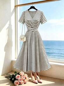 YHHFranclia Nuevo vestido de verano/primavera de estilo vintage con rayas, cuello en V, cintura con torsión, ajuste ceñido, diseño con sentido, estilo casual retro, adecuado para uso diario, ir al trabajo, vacaciones, fiestas y otras ocasionesYHH - Blanco y Negro - Ver 1