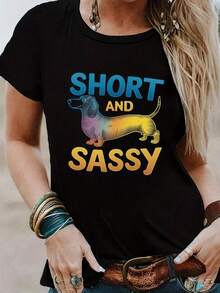 Women's Printed T-Shirt - Black Casual Short Sleeve Crew Neck T-Shirt With Colorful SHORT AND SASSY Dachshund Graphic, Relaxed Fit For All Seasons, Perfect For Everyday Wear And Holiday Outfits (Machine Washable). - 黑色 - 查看 6