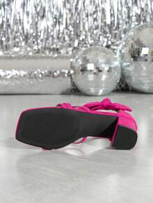 Sandalias elegantes y glamorosas con tacón grueso de punta cuadrada y decoradas con rhinestones, adecuadas para banquetes y fiestas, de moda y versátiles - Rosa Fucsia - Ver 9