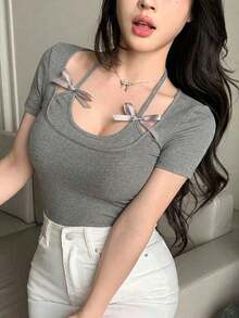 Camiseta de manga corta ajustada casual y sexy con decoración de lazo halter para mujer - Gris Claro - Ver 8