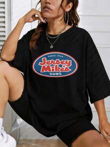 Mike's Subs Women's Regular Fit Short Sleeve Graphic Print T-Shirt, Cotton Jersey Style, Casual Crew Neck, Crew Neck, And Casual Design. These 100% Cotton T-Shirts Feature A Youthful And Modern Design. - 黑色 - 查看 6