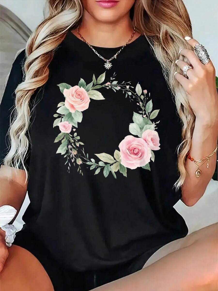 Soft, Breathable, And Lightweight For All-Day Wear. Comfortable Women's Crew Neck T-Shirt - Black Crown Print With Pink And Green Roses, 100% Soft And Breathable Fabric, Loose-Fitting Short-Sleeve T-Shirt, Suitable For Everyday Casual Wear, Comfortable For All Seasons, Versatile Women's T-Shirt, Stylish Design, Comfortable Material, Printed T-Shirt, For Fashion Enthusiasts, Everyday Wear, Geometric Pattern, Lightweight Material, Basic T-Shirt, Classic Fashion Set. Crew Neck With Relaxed Fit That Flatters All Body Shapes And Easy To Pair With Jeans, Shorts, And Leggings. - 黑色 - 查看 1