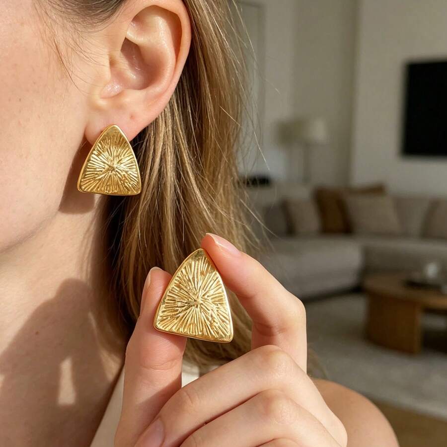 Retro Fashionable Gold Earrings, Women's Jewelry, Stainless Steel Material, Minimalist Elegant Cute, Suitable For Dresses, Sweaters, Suits, Skirts And Other Daily, Vacation, Work, Date Occasions, A Perfect Gift For Girls