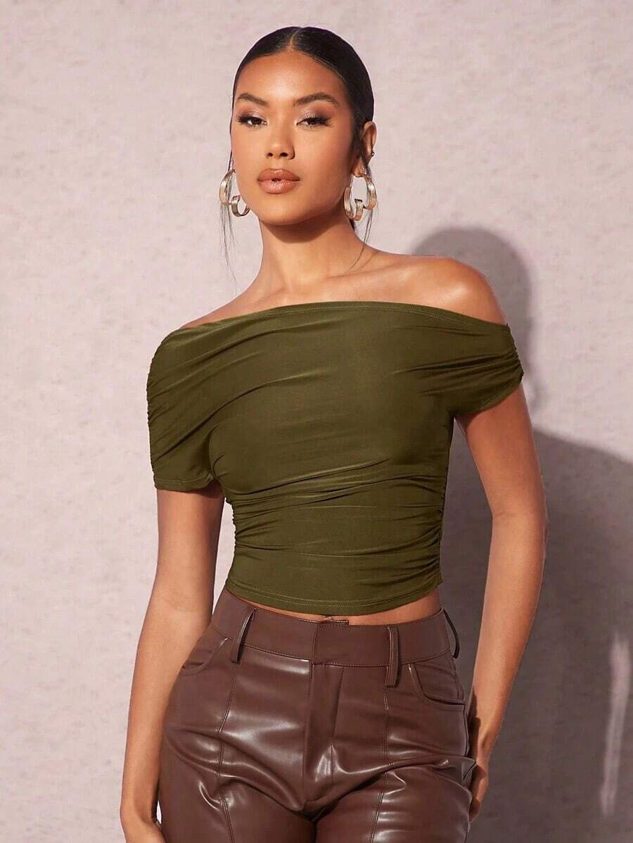 Top De Mujer Ajustado Delgado Con Hombros Descubiertos - Verde militar - Ver 1