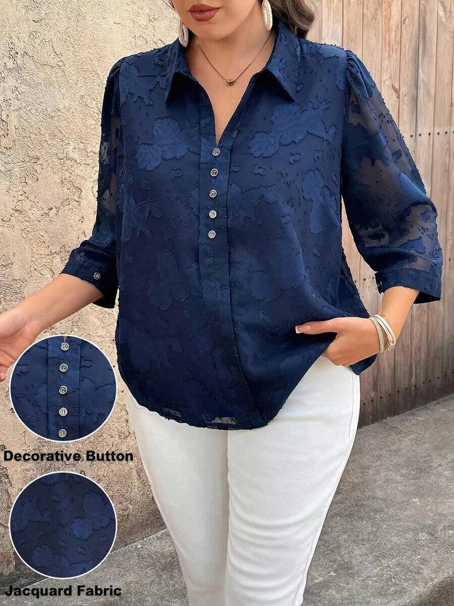 Blusa casual de mujer talla grande de unicolor, cuello en V, manga 3/4, decoración con botones, de tela de chifón jacquard - Azul marino - Ver 1