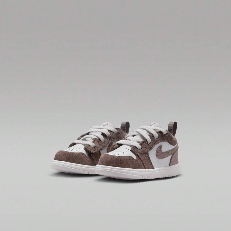 Giày bóng rổ Jordan 1 Low Alt (TD) cho trẻ nhỏ DR9747-026 - Màu nâu Mocha - Xem 1