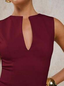 Blusa sin mangas de corte slim de unicolor con cuello en V profundo para mujer - Burdeos - Ver 7
