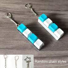 1 pieza Llavero antiestrés estilo teclado 4 en 1 con clip portátil, colgante lindo y curativo para llaves/bolso - colores mezclados - Ver 9