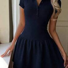 Vestido casual de manga corta de un solo color con volantes en el bajo y abotonadura - Azul marino - Ver 9
