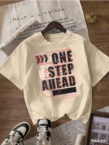 T-Shirt With "One Step Ahead" Text And Urban Graphic Design.  Short-Sleeved T-Shirt For Spring And Summer 2026, Made In Mexico, 180 Grams. Cartoon Print, Couple Design, Suitable For Indoor Or Outdoor Wear. Crew Neck, Unisex, Ideal For The Office And Leisure. One-Pack. - APR-P631577SLNDXZGY618 - 查看 4
