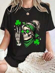 Women's T-Shirt With Skull, Shamrock And Bandana, St. Patrick's Day Theme, Casual Wear, New Arrivals, Gifts For Women - 黑色 - 查看 2