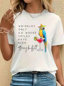 Wrinkles Only Appear Where There Are Smiles - Mexican T-Shirt With Cute Parrot Print, Casual White Short-Sleeved Crew Neck T-Shirt. - 白色 - 查看 1