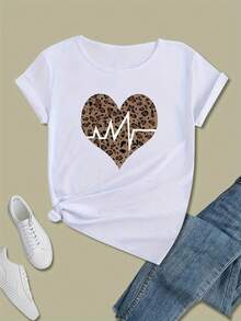 Women's Casual Cotton T-Shirt With Round Neck - Leopard Print With EKG Heart-Shaped Line Art - Loose Fit, Short Sleeves, Round Neck, Medium Elasticity Breathable Fabric, Suitable For Plus Sizes, Machine Washable, Comfortable For Everyday Wear, Fun Print T-Shirt, Soft Texture. - 白色 - 查看 1