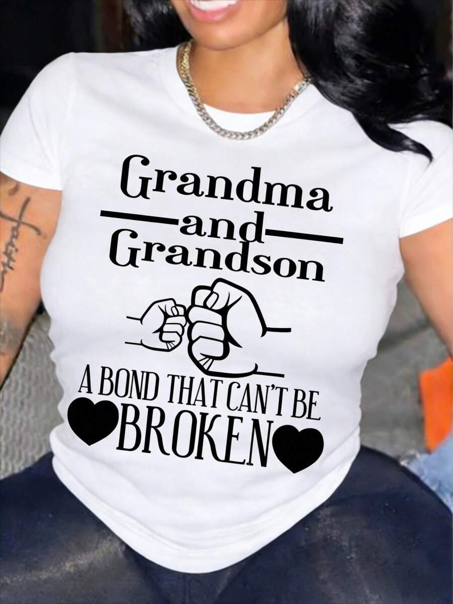 Women's Printed T-Shirt With Grandmother And Grandson Graphic Design - Casual Short Sleeve Crew Neck T-Shirt. With A Relaxed Fit For All Seasons, The Perfect Choice For Both Everyday Wear And Your Holiday Outfits (Machine Washable) With A Handshake Design. - 白色 - 查看 1