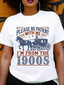 Crew Neck T-Shirt With Horse-Drawn Carriage Print, "Please Be Patient With Me, I'm From The 20th Century", Vintage Graphic T-Shirt With Humor For Casual And Sporty Outfits - 白色 - 查看 1