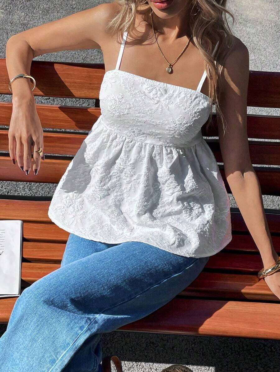 Top de camisa sin mangas de mujer con volantes y estampado floral de jacquard para vacaciones y ocio, uso casual diario, tops de verano, tops cortos de mujer, tops para salir de mujer - Blanco - Ver 1