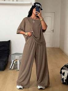 Conjunto de dos piezas de camiseta hombros descubiertos y pantalón ancho de chándal para mujer talla grande, minimalista, ropa de calle, uso diario, salir, deporte, cómodo - Marrón - Ver 3