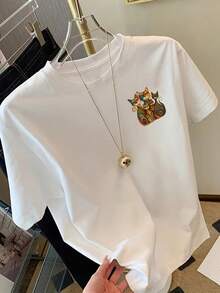 Printed T-Shirt With Designs On The Front And Back, Featuring A Feline Family Motif, Colorful Cat Pattern, Casual Short-Sleeved Crew Neck For Women, Comfortable Fit, Classic Design, Fashionable Item, Double-Sided Printed Top For Women. Elegant Party Outfit, T-Shirt For Stylish Ladies, Blouses Suitable For Curvy Women, Prom Skirts, Casual Wear - 白色 - 查看 4