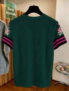 Camiseta de moda de manga corta con cuello redondo, estampado floral minimalista y casual, talla grande - Multicolor - Ver 2