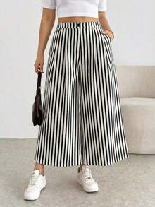 Comfortable And Loose-Fitting Elastic-Waist Pleated Shorts/Skirts, A Basic And Versatile Style For Everyday Wear, Flattering The Figure, In Apricot Color, For Plus-Size Women, For Spring/Summer - 黑白 - 查看 4