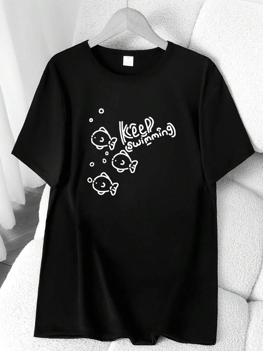 T-Shirt With A Fish And Water Bubble Print, "Keep Wimming." Available In 6 Colors, Short Sleeves, Round Neck, High Elasticity, Casual Sporty Style. Machine Washable. Suitable For Spring And Summer. Can Be Worn In All Seasons. Women's Clothing. Elegant Party Outfit, T-Shirt For Elegant Ladies, Blouses Suitable For Curvy Women, Casual Wear, Cool And Sweat-Free Summer Clothing, Fun Letter Print. - 黑色 - 查看 1