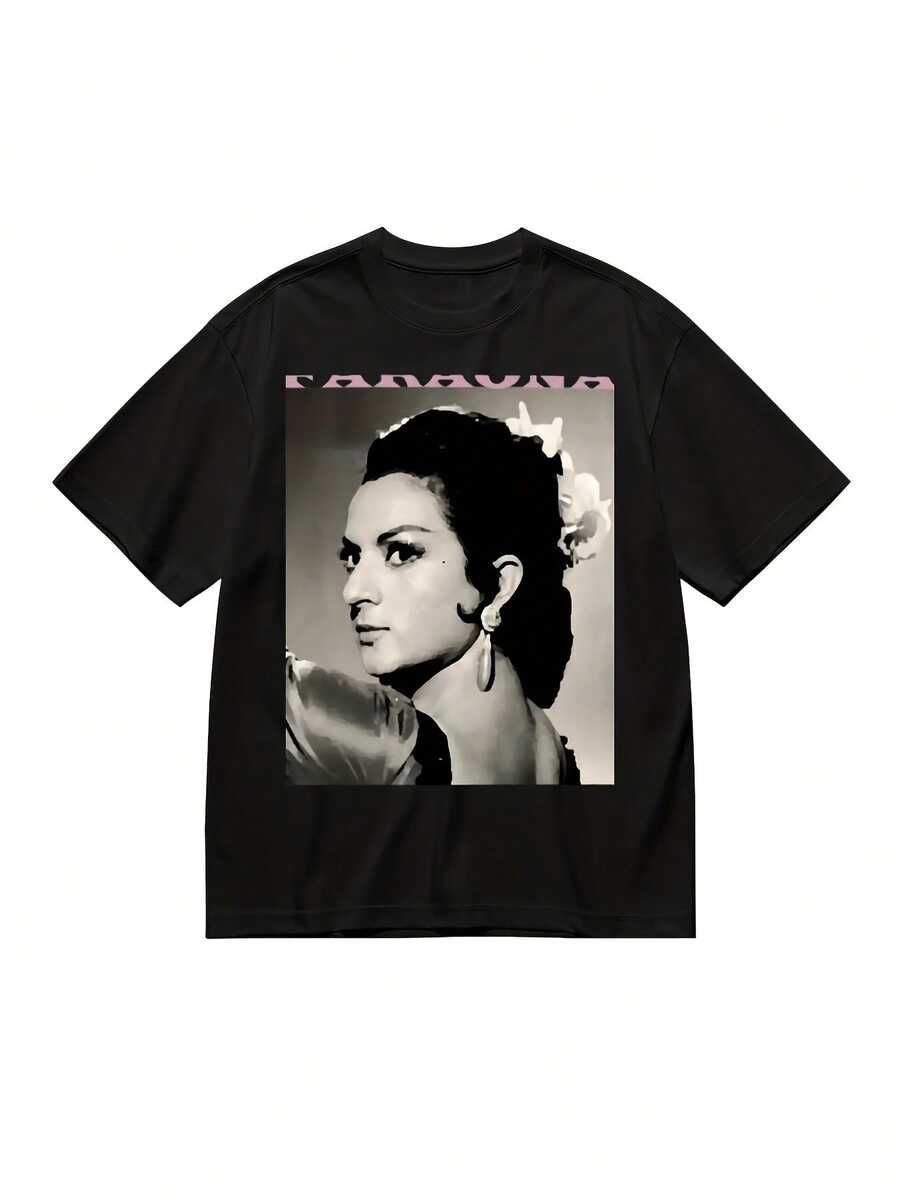Grafisk T-shirt för män 2026, roliga mönster, retro T-shirt med Lola Flores från spansk film, passar alla kön, maskintvättbar, perfekt för klassiska filmälskare, blommönster, avslappnad stil med rund hals och nedhasade axlar, rolig, sexig, avantgardistisk och personlig design, unisex T-shirt, grafiska mode-T-shirts, maskintvättbar, ogenomskinligt tyg, lämplig för vår och påsk. - Svart - Visa 1