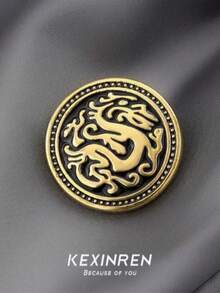 Broche con diseño de dragón auspicioso dorado, nuevo alfiler de solapa de moda con decoración tallada artesanalmente para hombres y mujeres - Multicolor - Ver 5