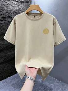 1 Piece Men's Graphic Print T-Shirt, Summer Beachwear, Loose Fit Short Sleeve T-Shirt. This Men's T-Shirt Has A Casual, Vacation-Style Design, Perfect For Beach Getaways As Well As Everyday Wear. - 米色 - 查看 4