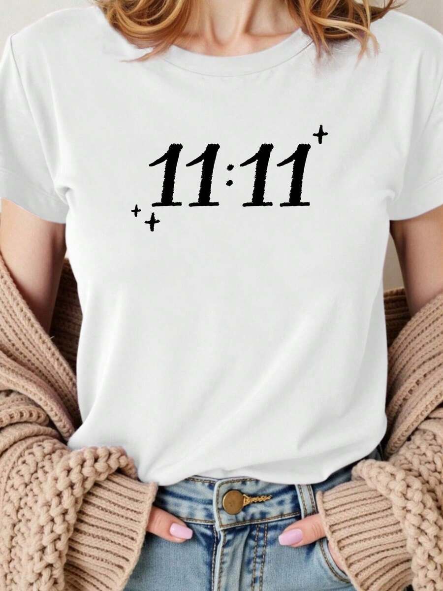 Camiseta ligera y transpirable para mujer, con diseño casual de verano - Cuello redondo, mangas cortas, negra con estampado blanco "11:11" y diseño de estrellas, ligera y transpirable, adecuada para uso casual, camiseta de verano bonita, nueva prenda de moda de verano, regalo para vacaciones, ideal para combinar en conjuntos de primavera y otoño. - Blanco - Ver 1