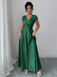Vestido elegante y romántico para mujeres con cuello en V, mangas cortas y cintura ceñida - Verde Oscuro - Ver 5
