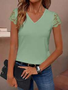 Camiseta de manga corta con parche de encaje en color liso, versátil y casual - verde menta - Ver 3