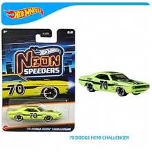 Mattel Mattel Bộ sưu tập xe mô hình Hot Wheels Neon Speeders tỷ lệ 1:64, dòng Silver Series, bao gồm các mẫu CRX, 70 Dorage Hemi Challenger, 64 Chevy Nova Gasser Covette. Đồ chơi lý tưởng cho bé trai và bé gái từ 3 tuổi trở lên, thích hợp trưng bày trong mùa tốt nghiệp, mùa tựu trường, quà tặng sinh nhật và các dịp lễ khác. 1 chiếc. - Nhiều màu - Xem 6