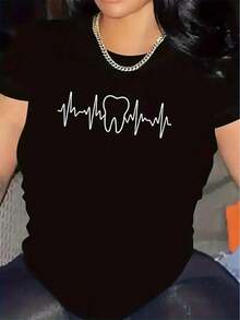 T-Shirt With Heart And Tooth Design For Use In Dental Offices, Lightweight And Durable Fabric, Comfortable Fit For Daily Use In Clinics Or At Home. - Black - View 7