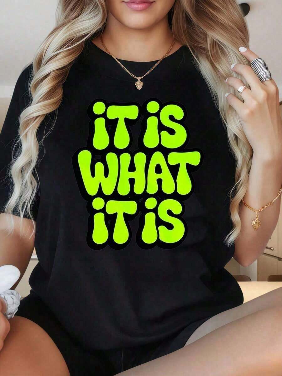 Versatile Plus Size T-Shirt, Women's Short Sleeve Crew Neck T-Shirt, Neon Green Text T-Shirt, Fashionable Casual Top For Women, Fun Prints Ideal For Christmas Parties, Sports Activities, Holiday Parties, Outings, Sports And Other Festive Gifts, The Fabric Is Comfortable And Breathable. - 黑色 - 查看 1