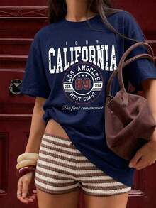 Vintage LA Graphic Crew Neck T-Shirt - A Viral '90s Retro Preppy Must-Have | Navy Blue West Distressed Letter Print Tee | Perfect For Summer Holidays, Campus, And Casual Wear, Soft And Breathable Cotton Blend Fabric Combines Timeless Campus Athletic Vibe With Relaxed Y2K Retro Comfort - 彩色 - 查看 5