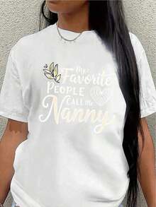 Soft, Breathable, And Lightweight For All-Day Comfort. This Polyester Short-Sleeve T-Shirt Features A Heart-Shaped Design That Reads "Everyone I Love Calls Me Grandma." Comfortable And Durable, It's Suitable For Everyday Wear, Perfect For Lounging At Home, Family Gatherings, And Casual Outings. The Classic Crew Neck And Relaxed Fit Flatter All Body Types And Are Easy To Pair With Jeans, Shorts, And Leggings. - 黑色 - 查看 8