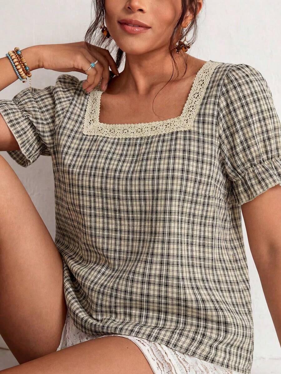 Blusa de manga corta con cuello cuadrado y parches de encaje de talla grande, blusa de manga abullonada - Negro - Ver 1