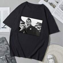 Unisex T-Shirt Featuring Sanjuros, Yojimbos, And Toshiros Mifune, With Anime And Cartoon Print. Casual Summer T-Shirt With A Round Neck. - 黑色 - 查看 1