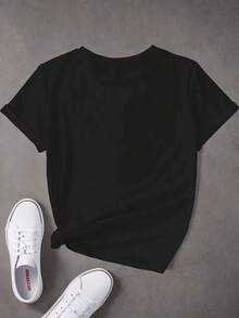 Camiseta de mujer con estampado gráfico y cuello redondo - con el eslogan 'Get Out Of I'm Going To RINGO' y estrellas coloridas y bolas de bingo, top casual deportivo de manga corta para verano, lavable, ropa de uso diario, tela no transparente, playeras de mujer. - Negro - Ver 2