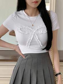 Camiseta ajustada de manga corta con cuello redondo, volantes y lazo, unicolor para mujer, crop top para mujer en Pascua - Blanco - Ver 4