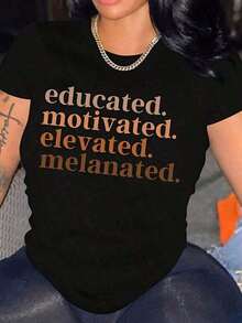 Camiseta de Cuello Redondo con Estampado "EDUCATED AND MOTIVATED" de Tejido Grueso - Camiseta con Estampado Gráfico de Moda para Mujer - Top Casual de Manga Corta con Cuello Redondo - Ligera y Transpirable para el Guardarropa de Primavera y Verano, 1 Pieza, Camiseta Gráfica, Camisetas Gráficas para Mujer, Camiseta de Verano, Camiseta Casual, Más Vendida - Negro - Ver 1