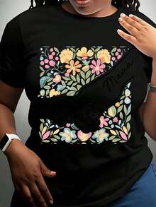 Personalized T-Shirt With Floral Design Of Mother And Child Holding Hands For Mother's Day, Birthday Gift For Mom, Family Clothing With Personalized Name, Vintage Urban Style, Unisex, Cotton, Short Sleeve, Round Neck, 100% Cotton - 黑色 - 查看 3