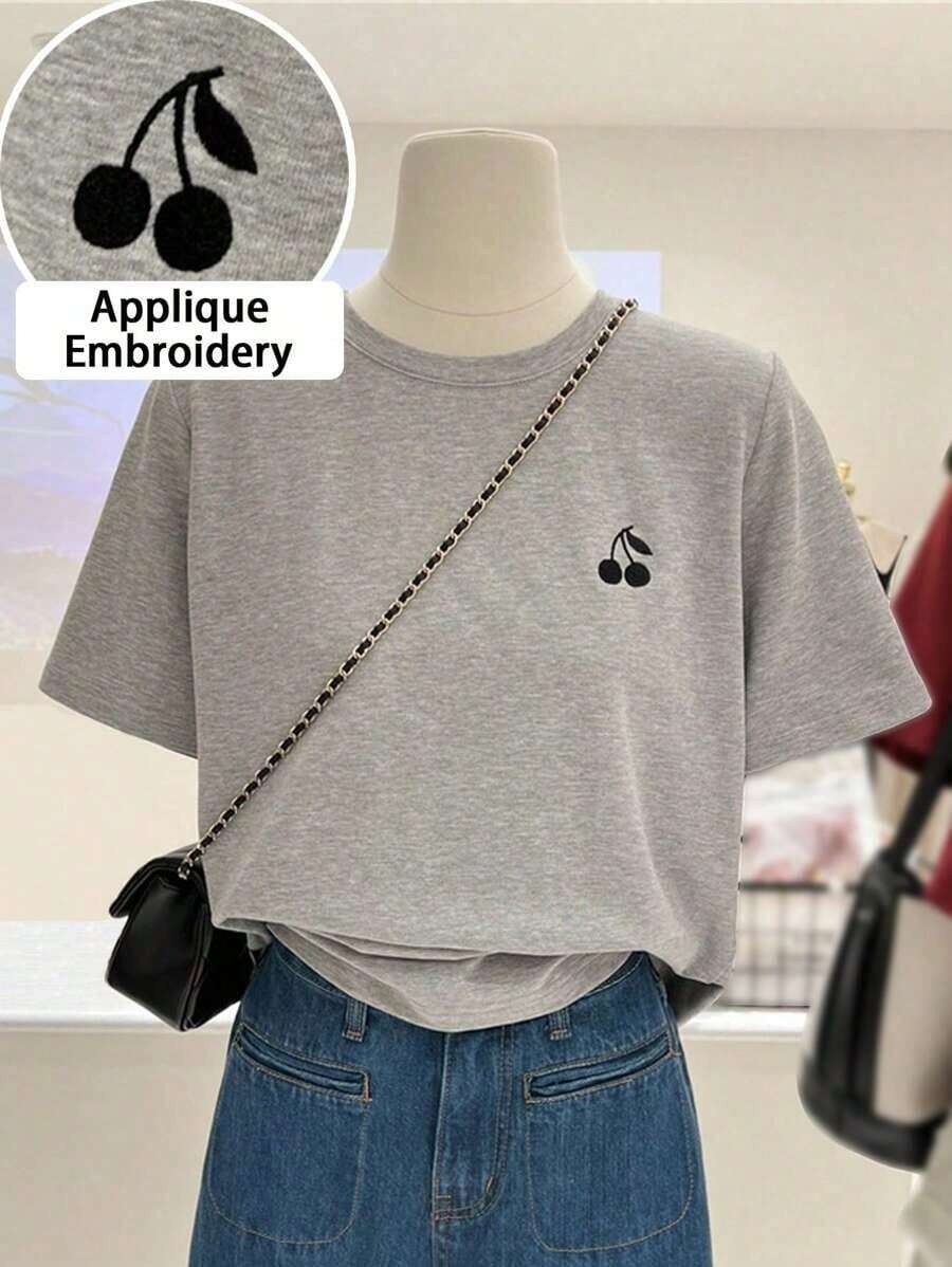 Women's Crew Neck T-Shirt With Men's Embroidered Print - Casual Crew Neck Top - Lightweight T-Shirt Suitable For All Seasons - 灰色 2 - 查看 1