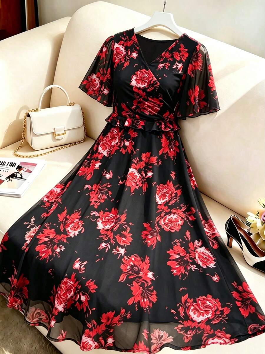 Robe ample pour femmes à col V en maille respirante avec volants, motif floral élégant. Convient pour les voyages, les sorties et le port quotidien en été. Couleur: Noir