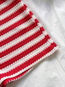 Conjunto de 2 piezas de mujer para vacaciones de primavera/verano, con top de camisola de cuello de halter de punto a rayas rojas + shorts cortos de talle bajo a rayas rojas vintage - Rojo y blanco - Ver 5