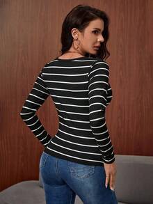 LUNE Camiseta con estampado de rayas con botón - Negro - Ver 5