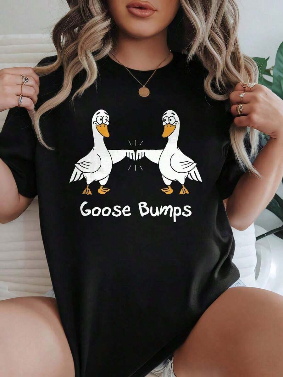 Camiseta de Mujer 2026, Corte Holgado Casual, Opciones en Blanco y Negro, Estampado Gráfico 'Goose Bumps', Camisetas Cómodas para Uso Diario, Tops de Verano, Camisetas Gráficas, Conjuntos de Verano para Mujer, Camisetas Cortas para Mujer, Blusas para Mujer, Ropa Casual Vintage de Algodón, Ropa Linda para Mujer, Blusas para Mujer Casuales - Negro - Ver 1
